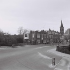020-256ae - Dr. Langeveldplein - Huis Dr .Folmer - uitzicht op Kerkstraatbrug