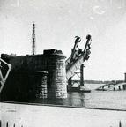 107-138 - Baanhoekbrug - 1945