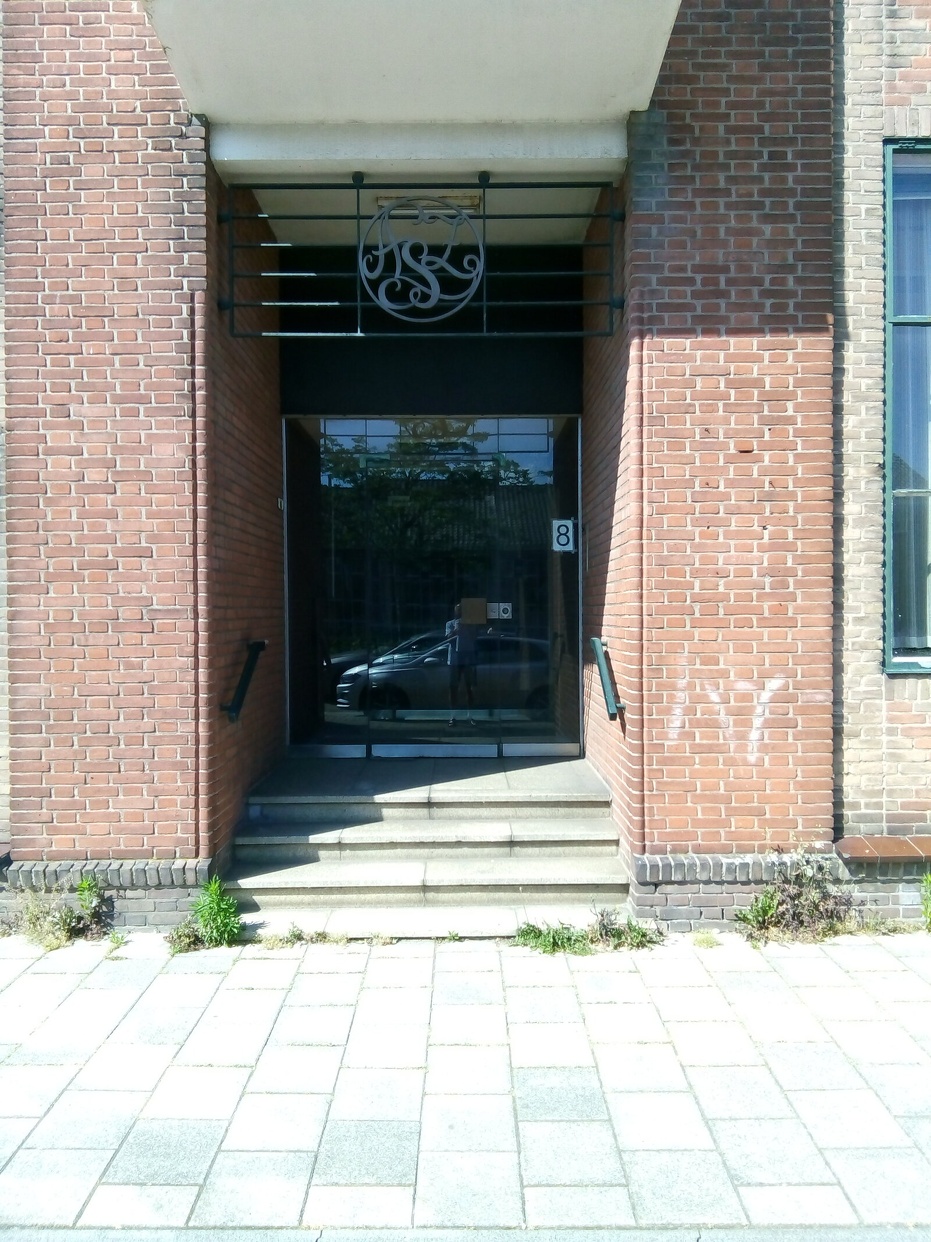 030-206a - Rembrandtlaan - Logo kantoor Ziekenfonds.jpg