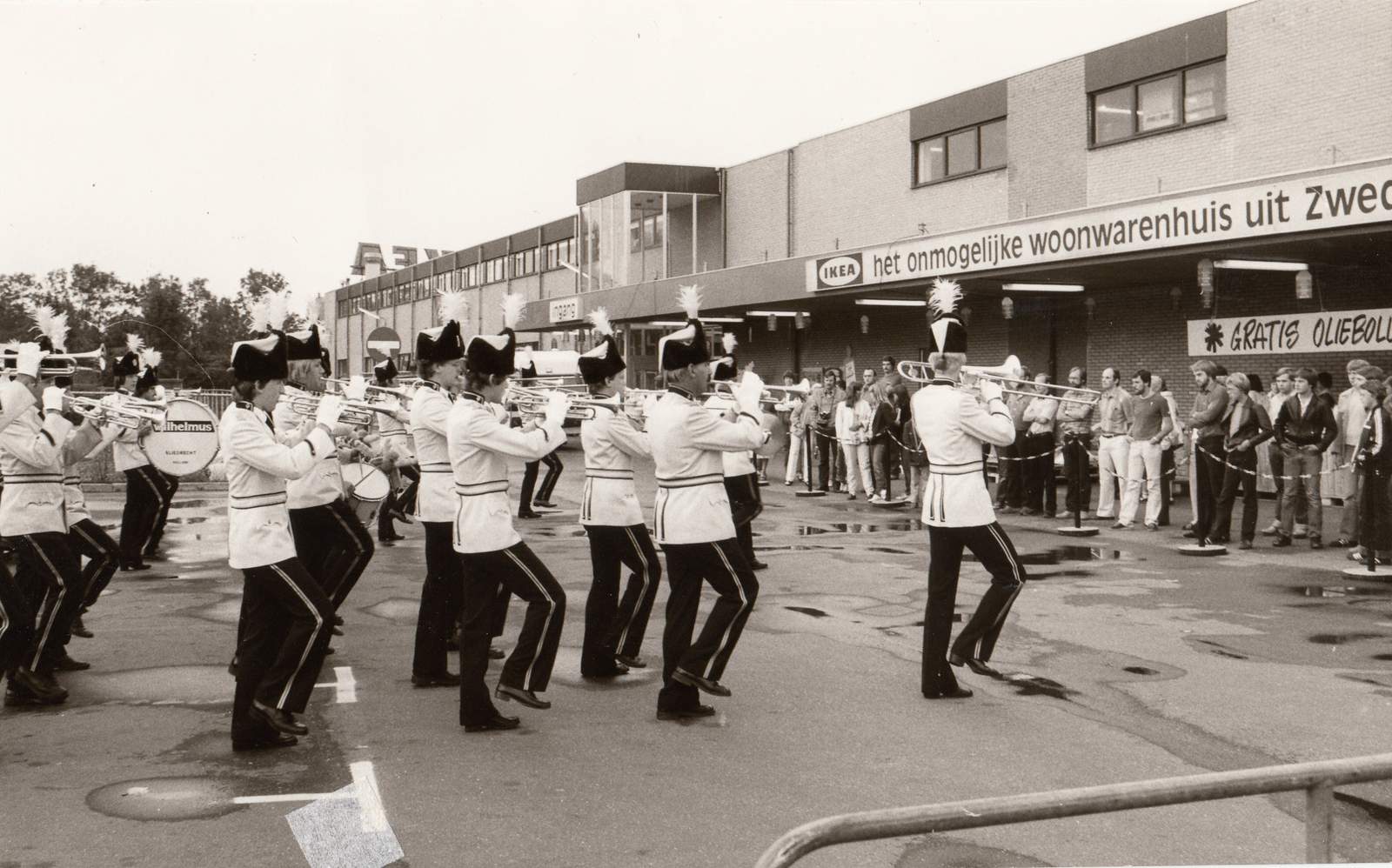 034-137 - Leeghwaterstraat - Ikea - 1980.jpg