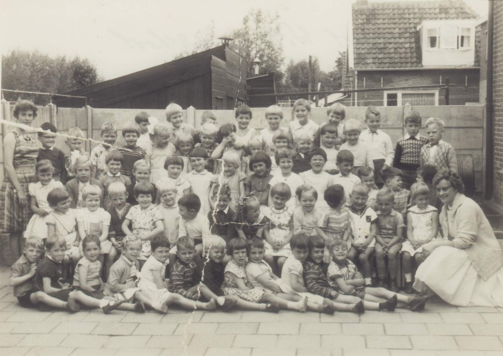 067-122 - Kleuterschool - Rijsdijkstoep - plm 1961.jpg