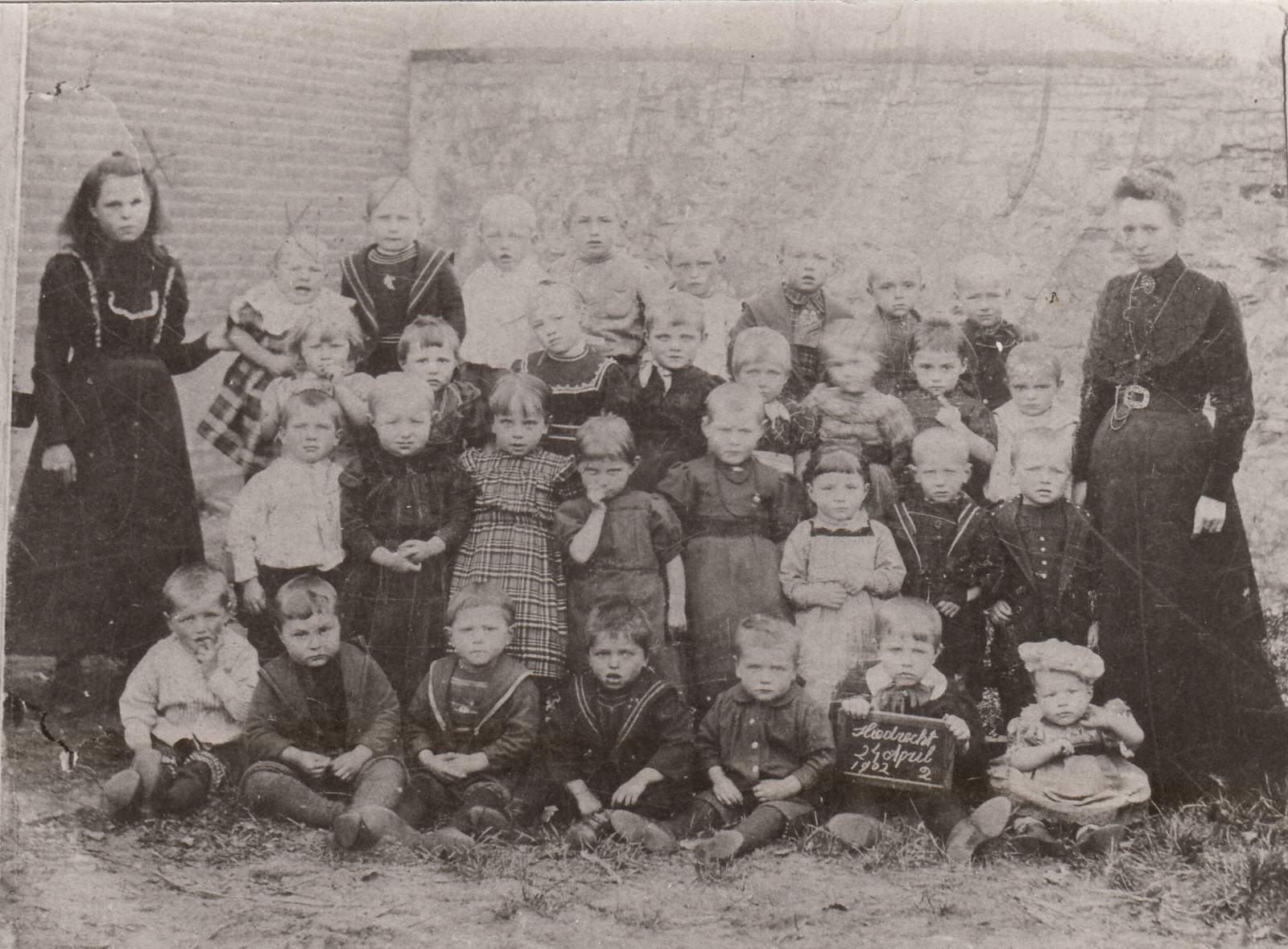 067-127 - Kleuterschool - Tolsteeg - 1902.jpg