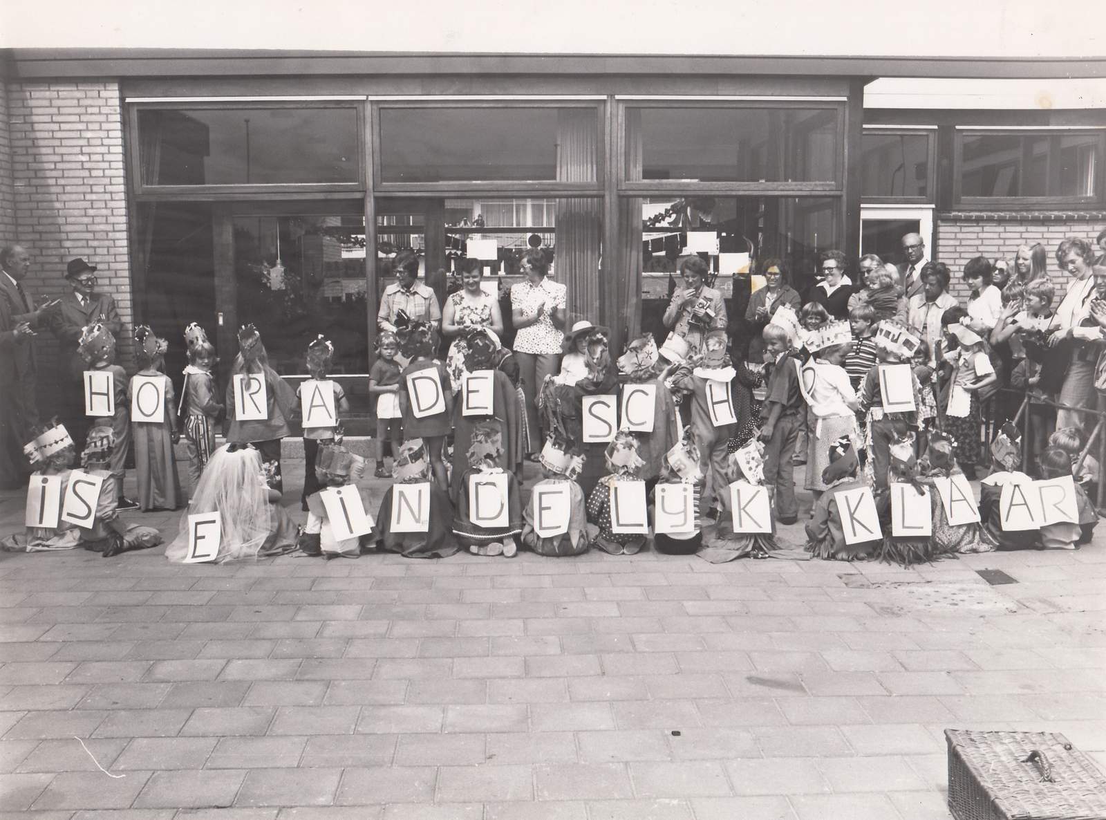 067-160 - Kleuterschool - Prins Willem Alexander - 1974.jpg