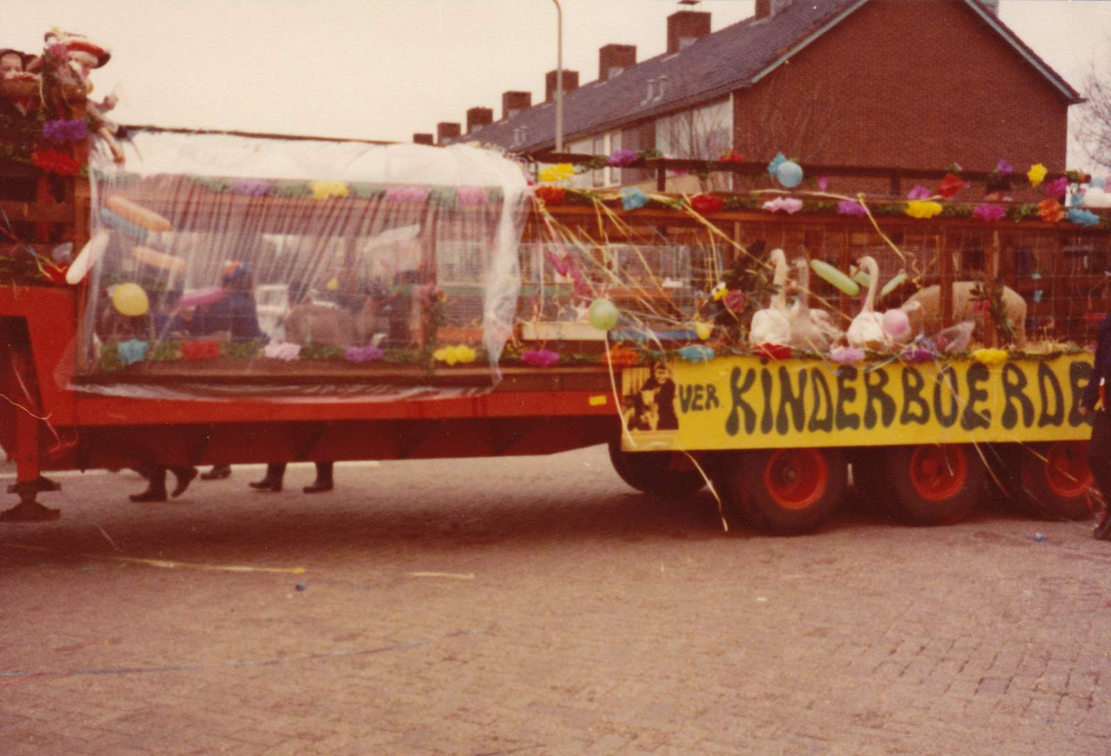 036-117 - Carnaval - 1981.jpg