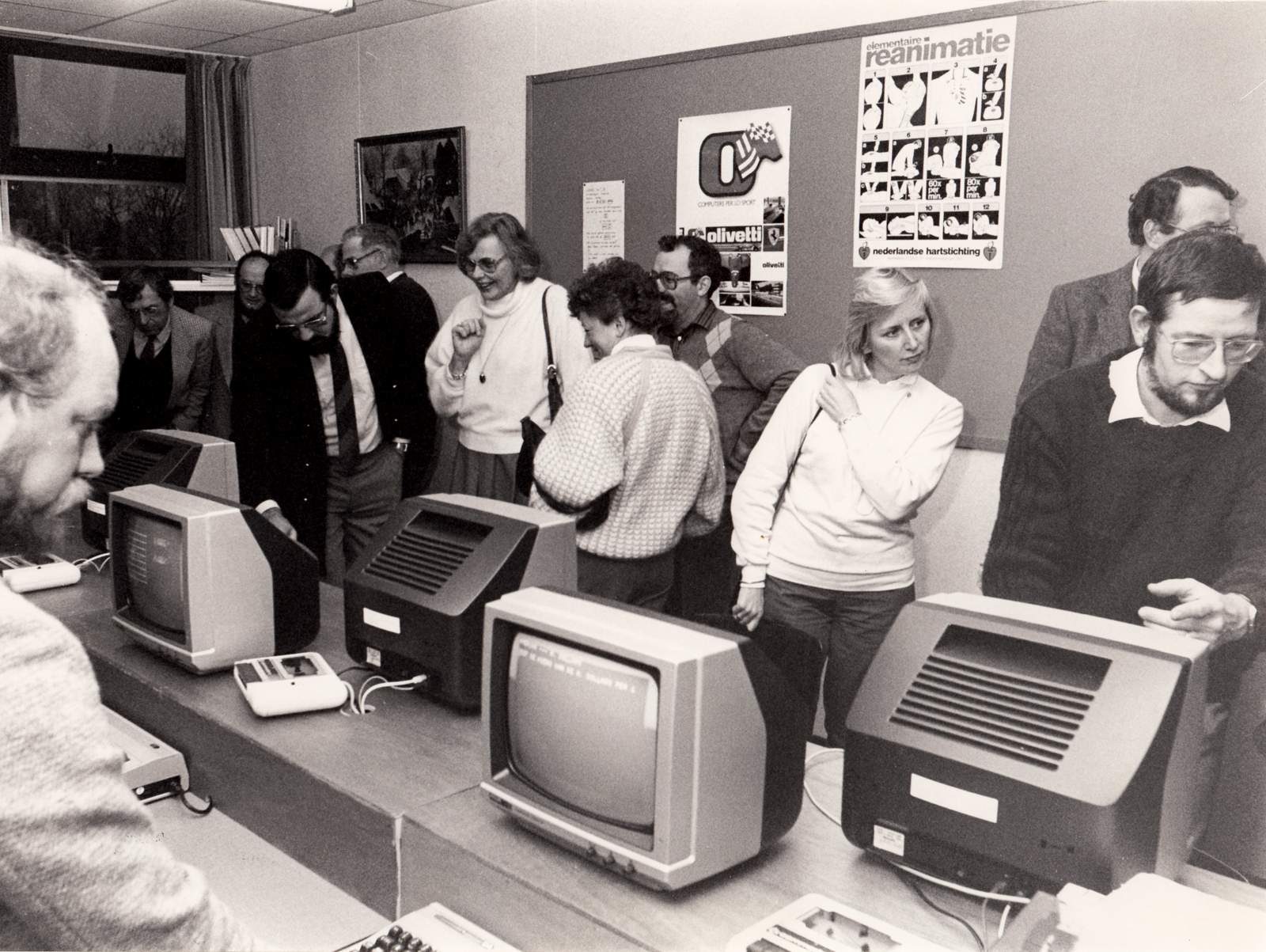 086-160 - Erasmus Mavo - Computer lokaal - 1985.jpg