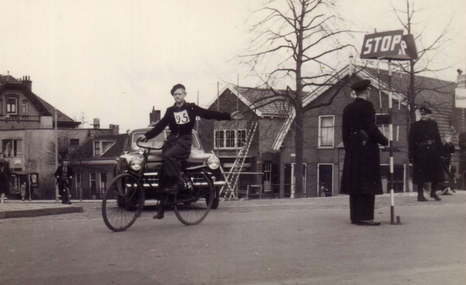 026-105b - Kruispunt bovenaan Stationsweg.jpg